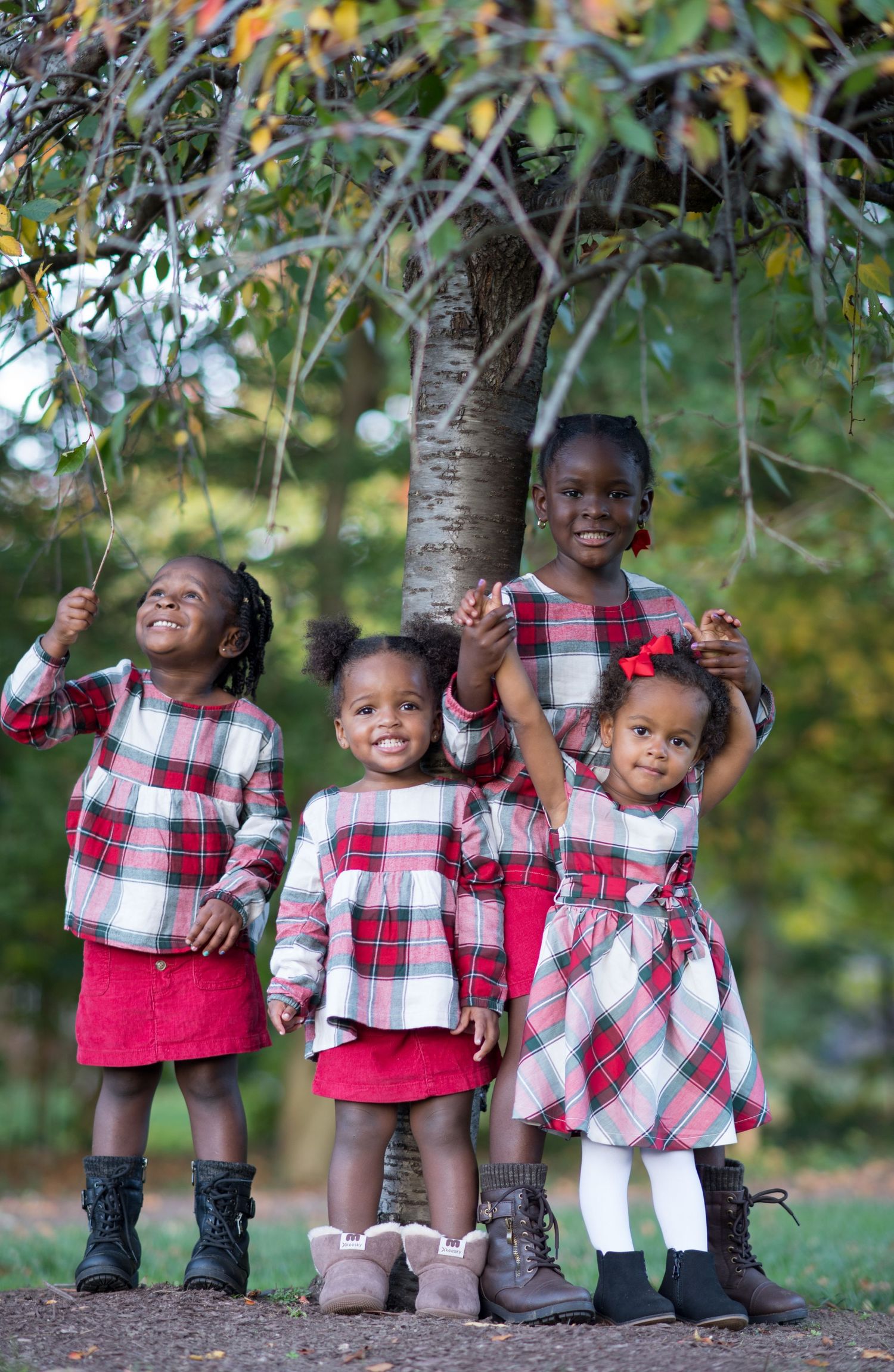 DMV Black Female Photographer captures lovely family photos of young black girls smiling