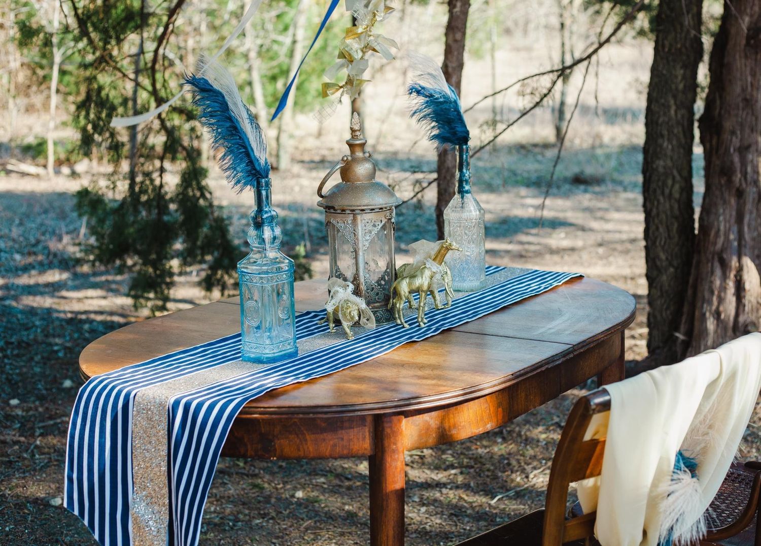 fall wedding colors, gold and navy wedding, navy blue wedding idea, wedding color ideas, boho wedding colors