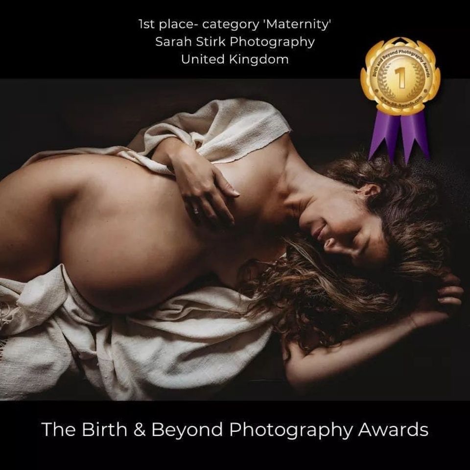 fine art ward winning maternity photography sarah stirk london award by birth & beyond photography awards