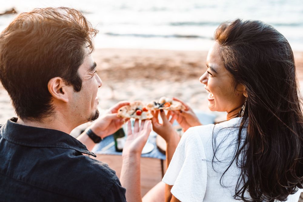 Maui couples portraits on the beach