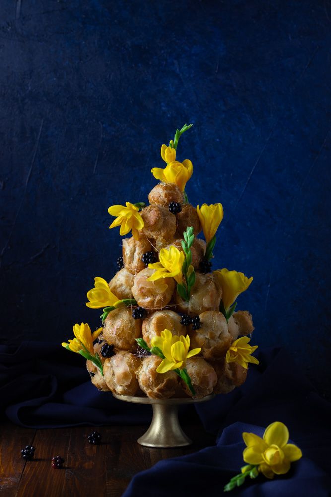 Croquembouche - Photo by © Reka Csulak