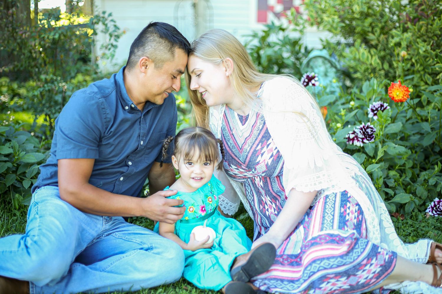 summer birthday photos for family in Lapeer, NY