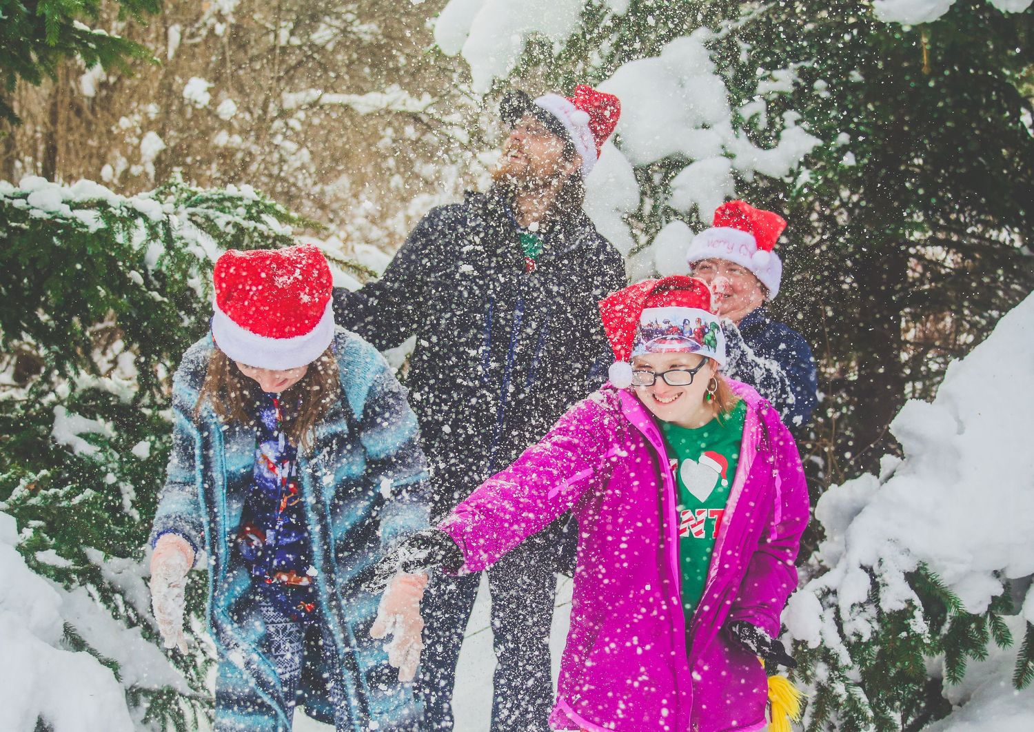 family winter snow photo at Lime Hollow, Cortland NY