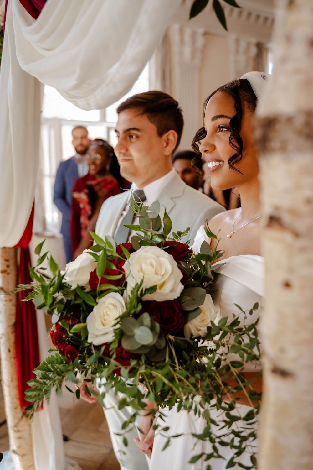 Hochzeitsfotograf Berlin Wedding Photographer Braut Bräutigam Klassische Hochzeit Hochzeitsfeier