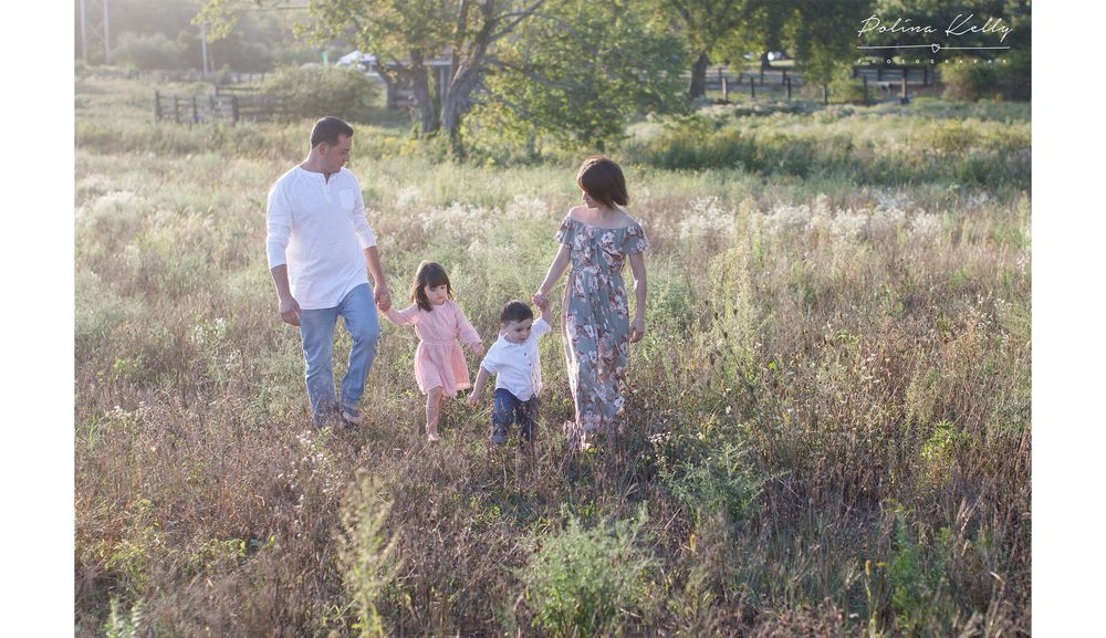 Serving Providence, Boston, and Newport with expert wedding, Bar Mitzvah, and family photography