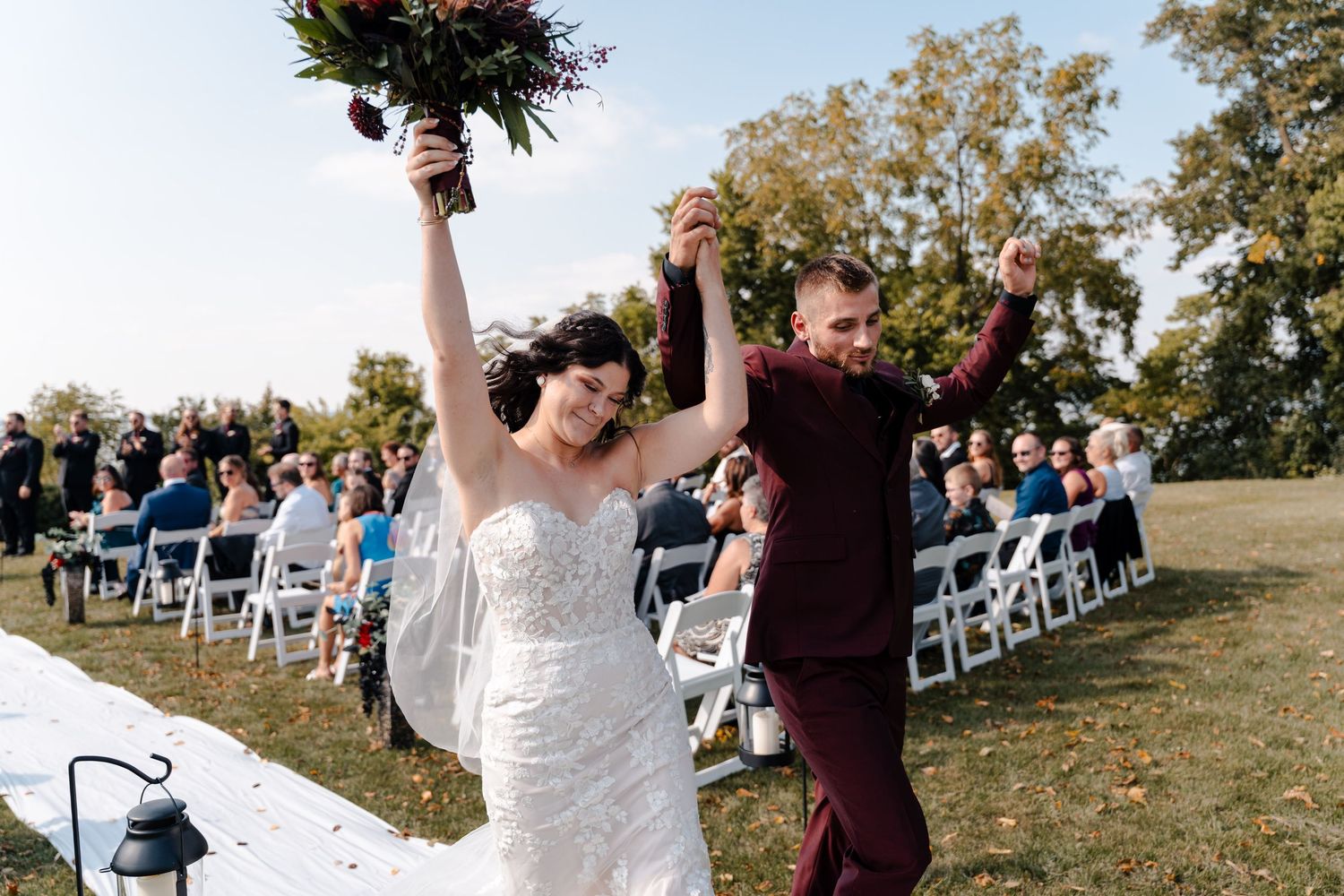 Beautiful Wedding at the Koshkonong Mounds Country Club in Fort Atkinson Wisconsin