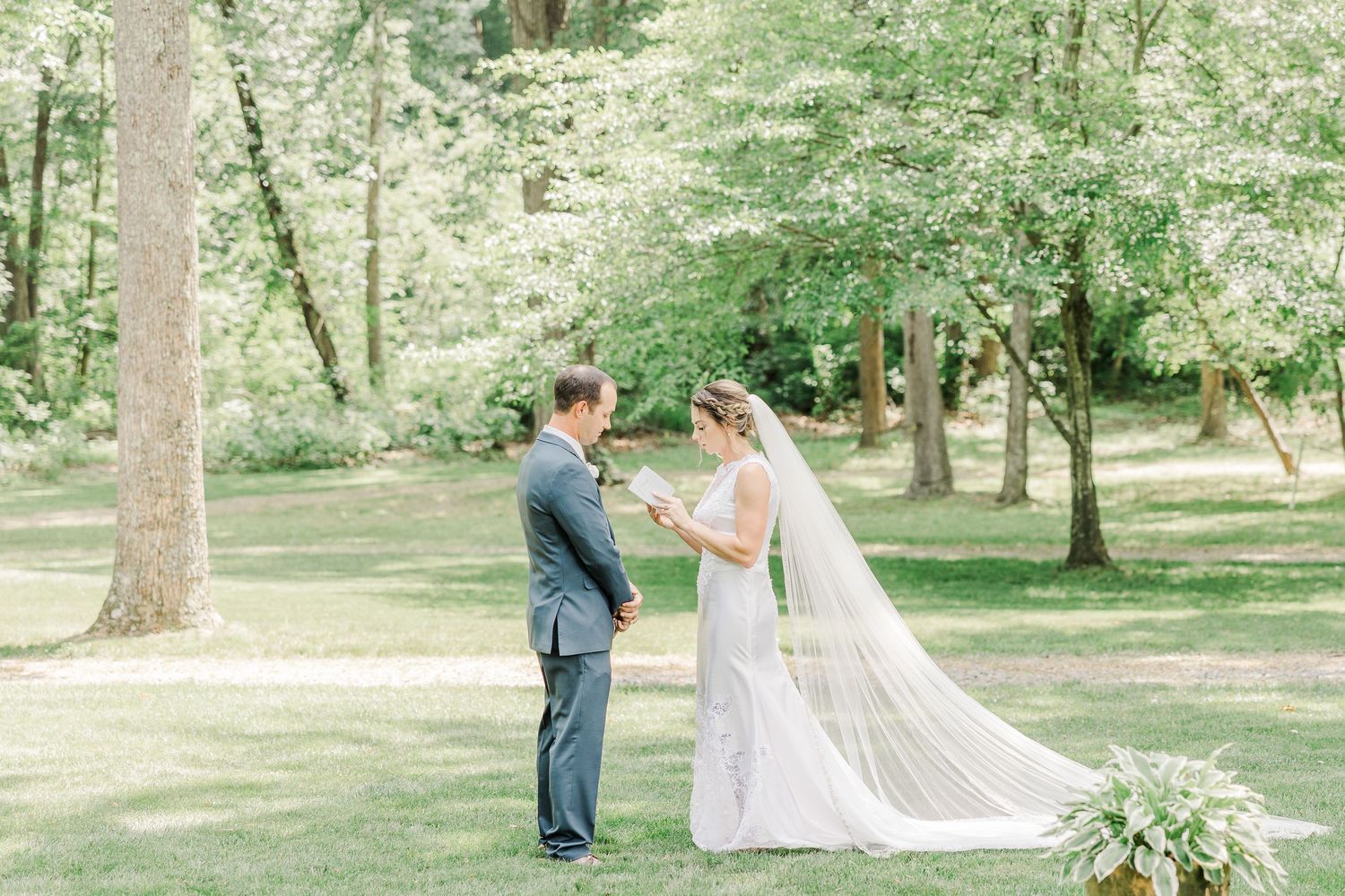 RIVERSIDE WEDDINGS FREDERICKSBURG WEDDING PHOTOGRAPHER