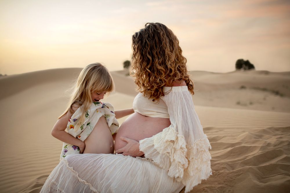 maternity dress client closet desert photoshoot dubai
