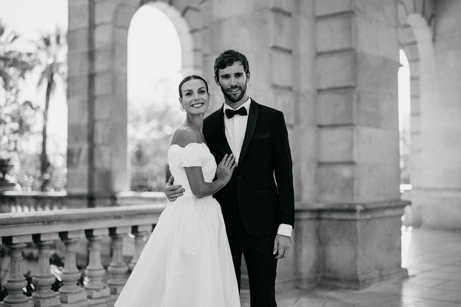 Glückliches Hochzeitspaar Barcelona Spain Anni und Julian Hochzeitsfotograf Schweiz