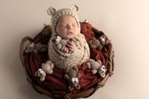 Best newborn photographer Saskatoon newborn photo