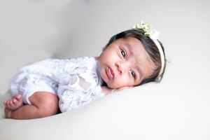 Best newborn photographer Saskatoon newborn photo
