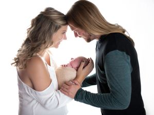 Newborn photographer Saskatoon newborn photo studio Saskatoon the best newborn photographer Saskatoon