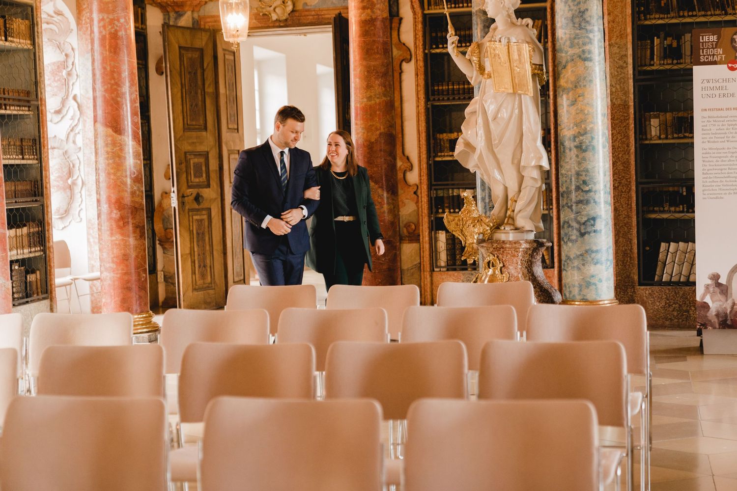 Hochzeitsfotografie, standesamtliche Trauung, Bibliothekssaal, Kloster Wiblingen