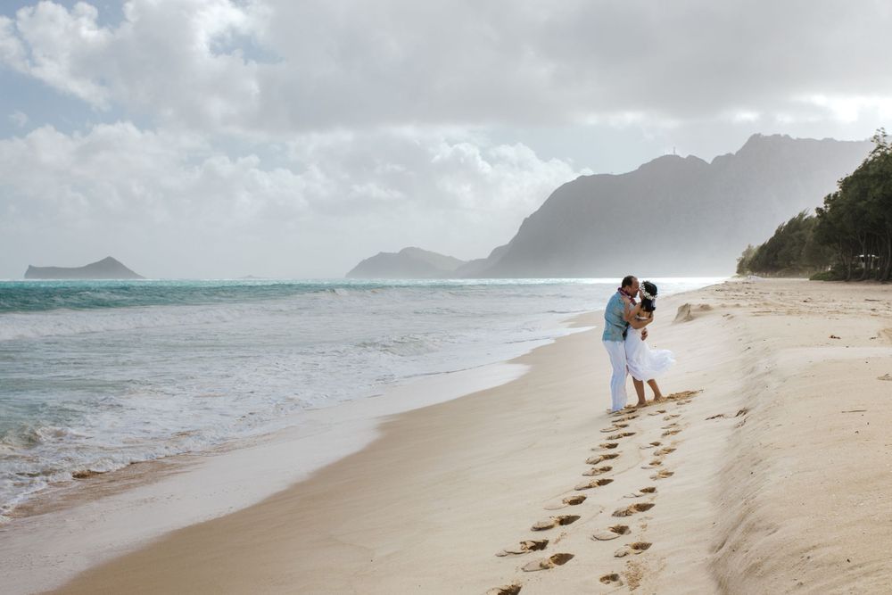 Hawaii destination elopement