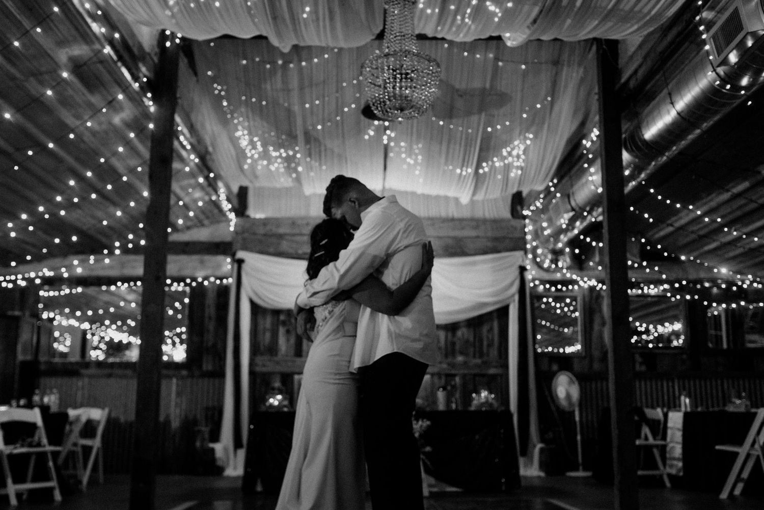 lights at wedding first dance