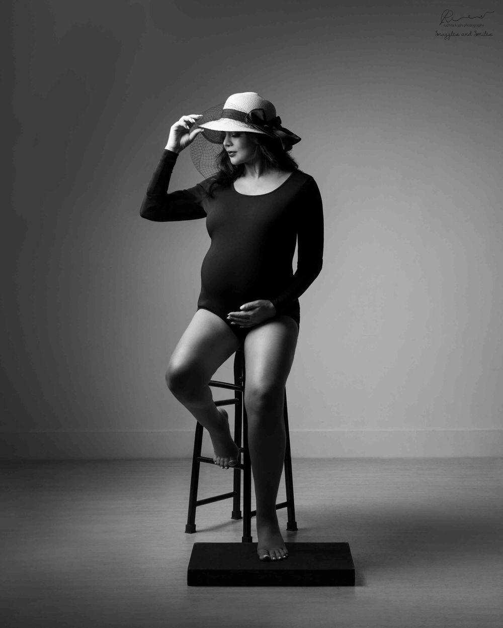 Pregnancy Photoshoot mumbai Ruchita Jain family shoot