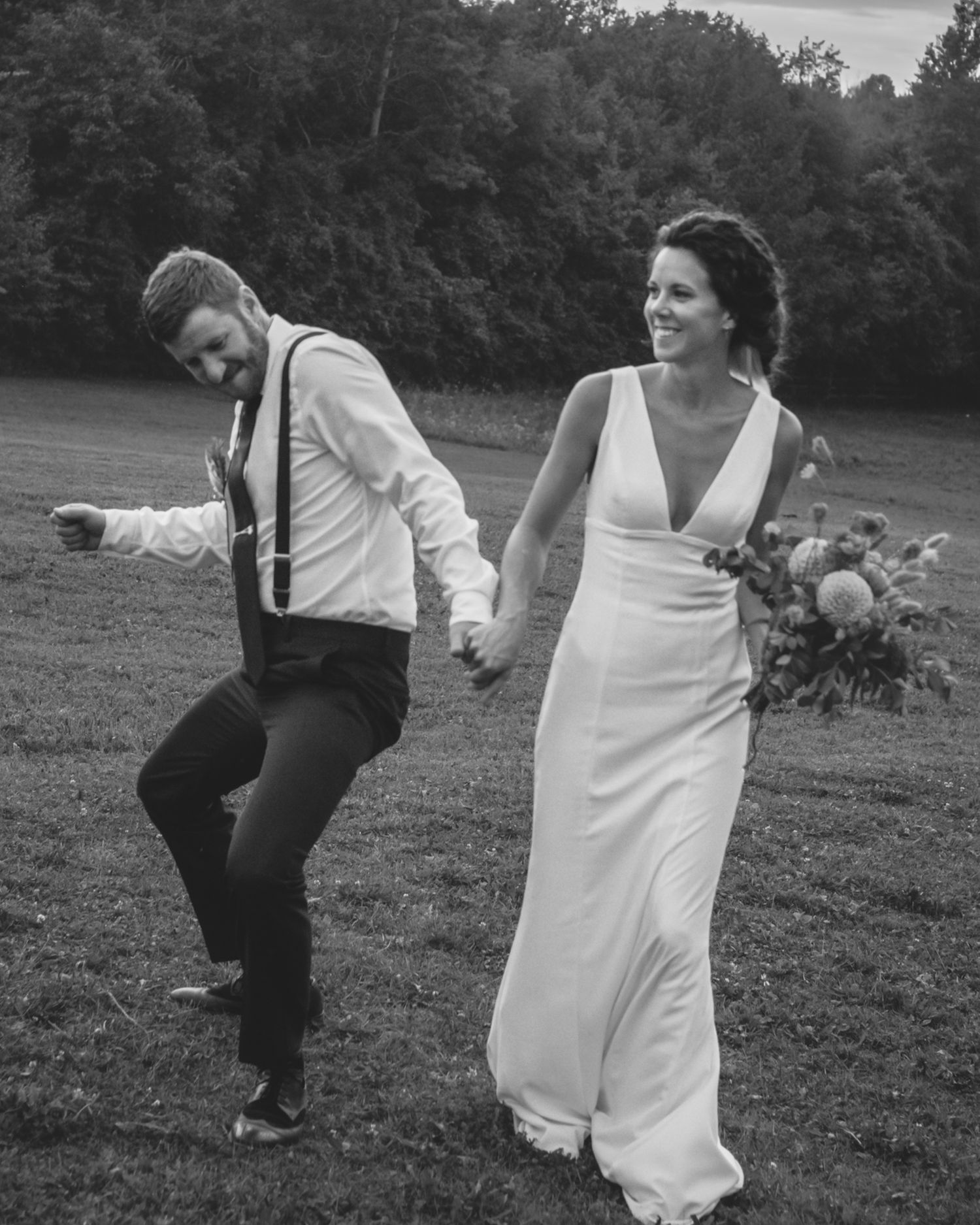 wedding couple, documentary style, editorial style, wedding photos, port perry documentary style wedding photographer
