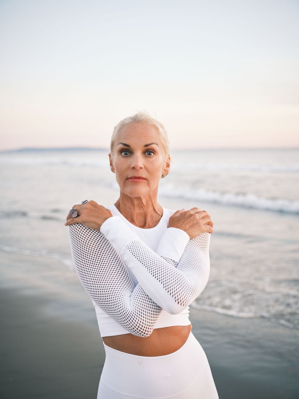Lifestyle Photo of Yoga Model in Santa Monica California