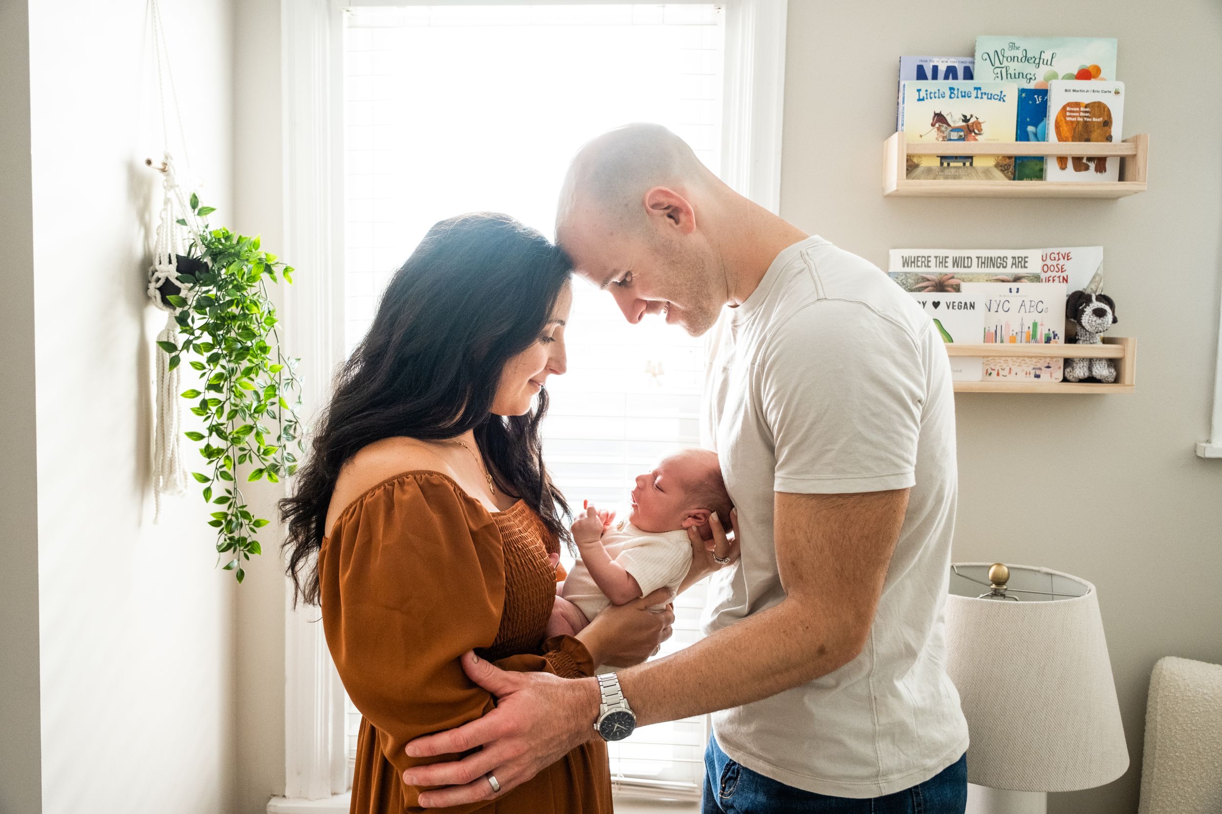 lifestyle newborn session in home