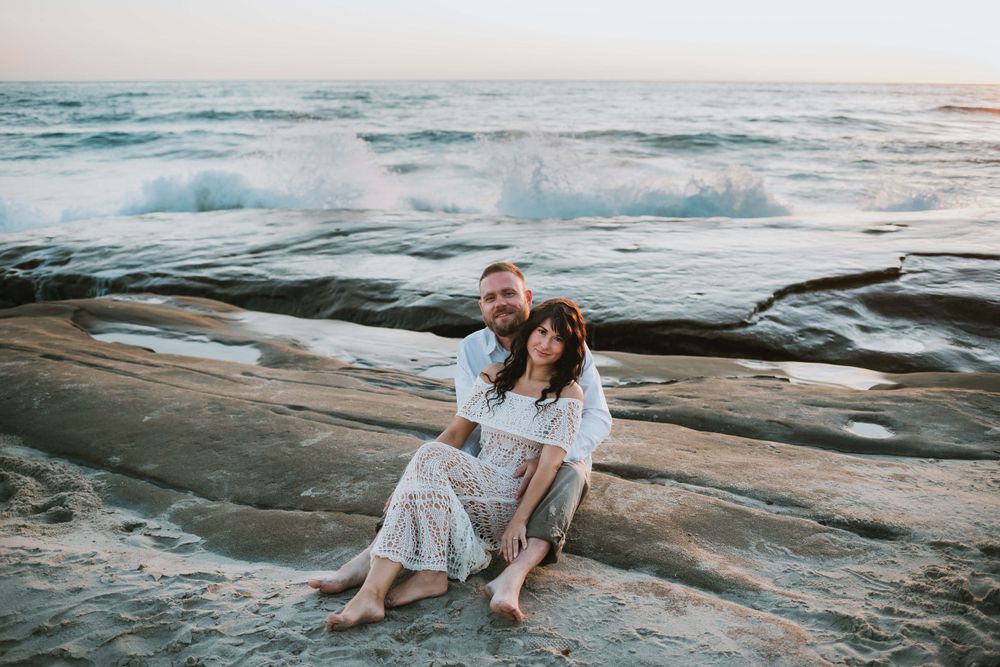 Beach engagement session inspo