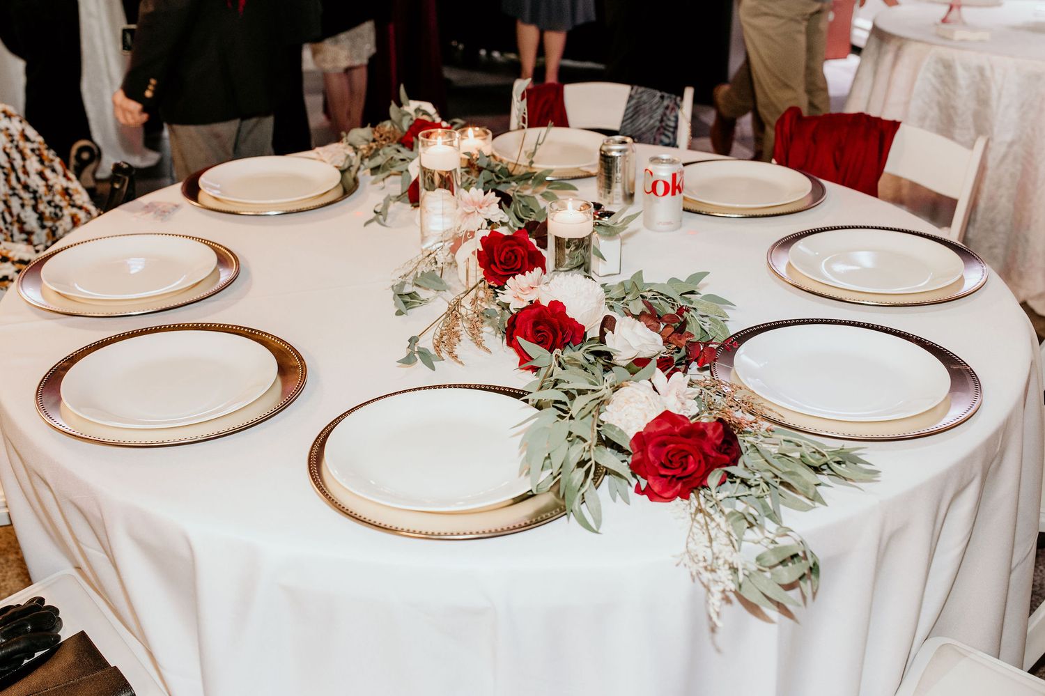 winter wedding table settings
