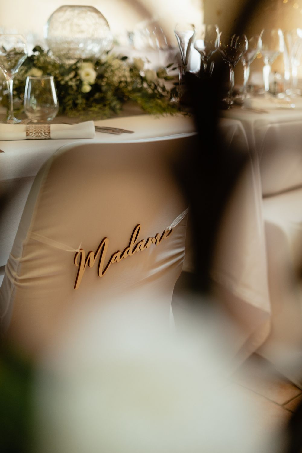Photo salle de mariage gîtes les petites moulines, table des mariés