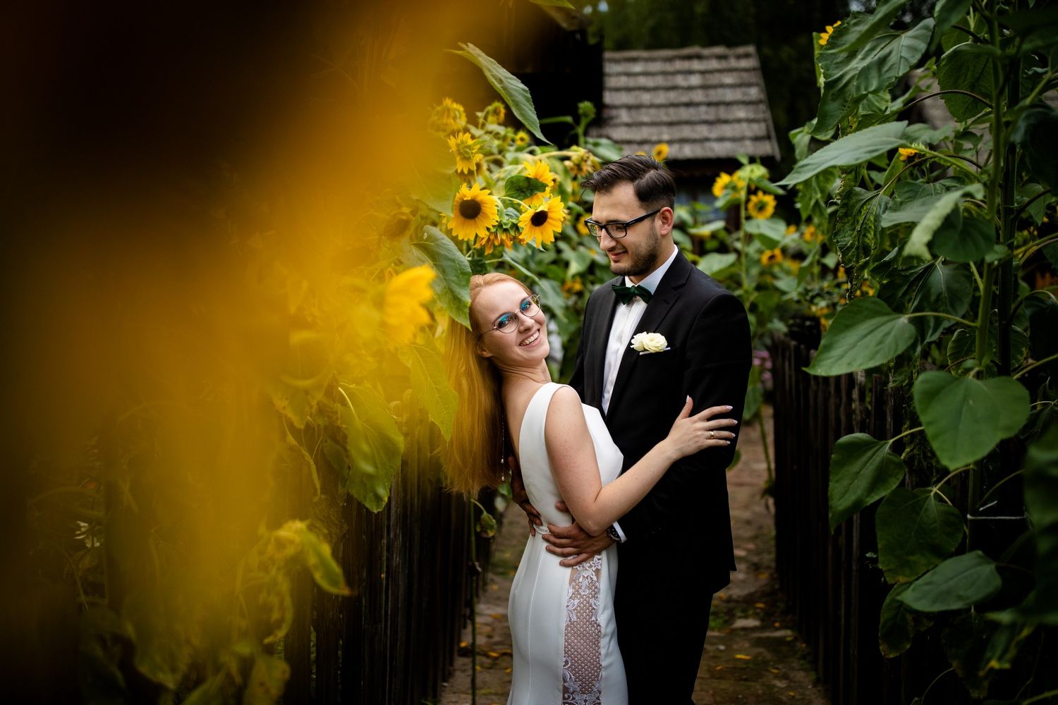 Fotograf ślub, plener, skansen, słoneczniki
