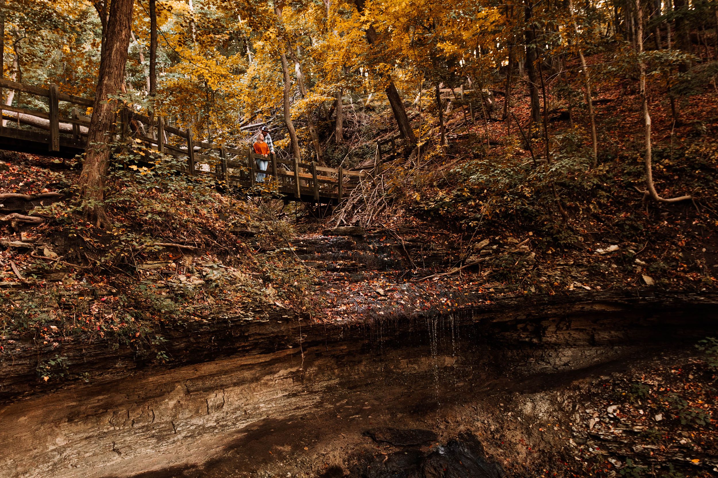 Fall engagement photo at Pikes Peak State Park McGregor, Iowa