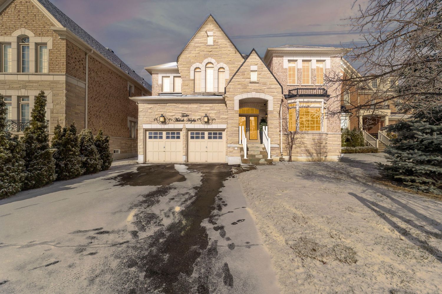 12 Midvale Heights Ln, Maple, ON Evios Media Real Estate Media Photos Video Drone