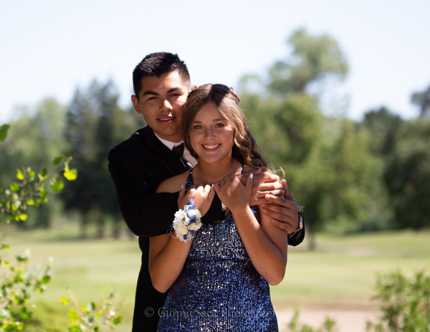 gunnii sack photography, valley springs golf course, calaveras high school prom, prom photo shoot,