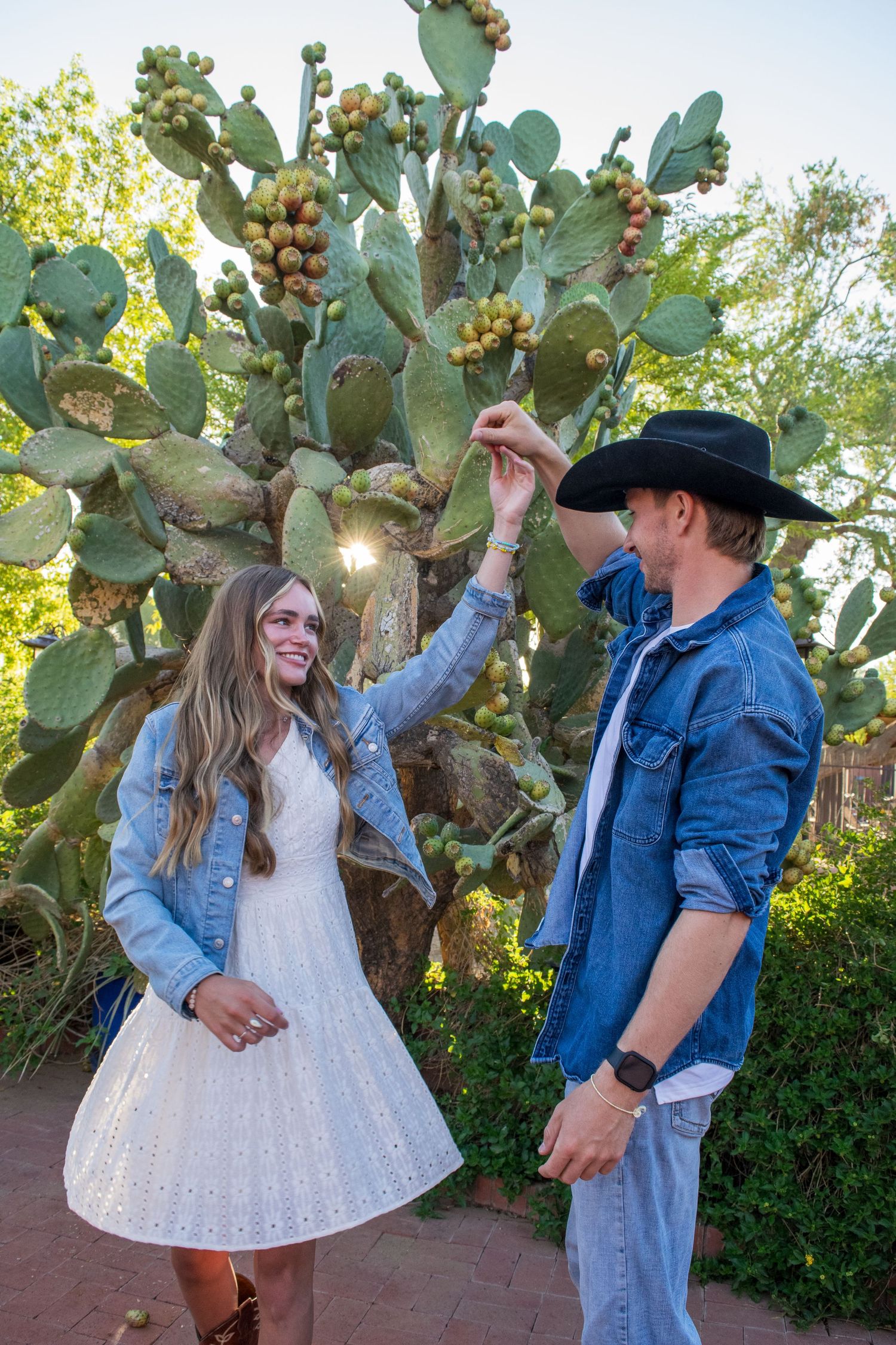 couple in rural Marana, Arizona at White Stallion Ranch