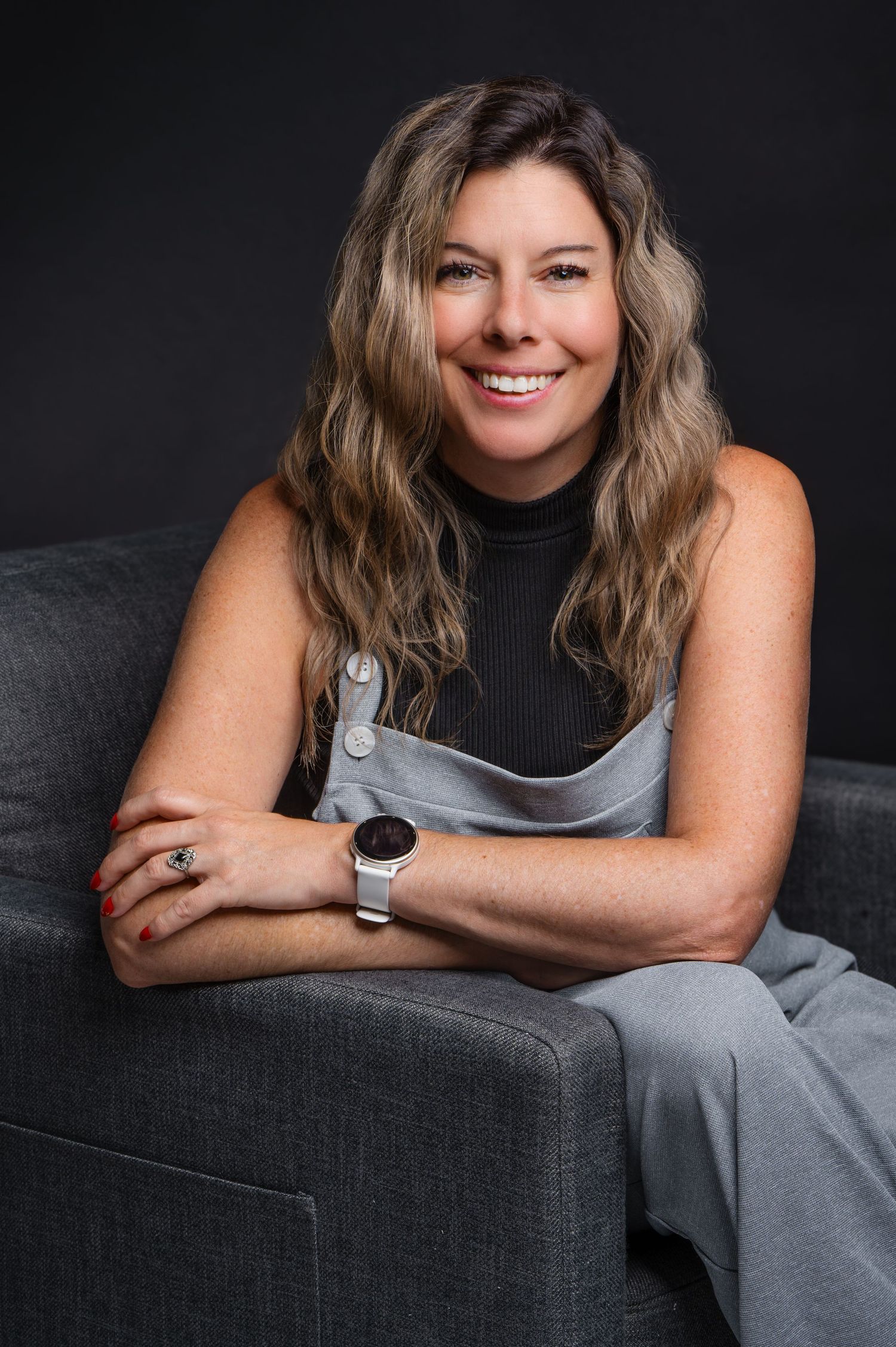 Jeune femme souriante