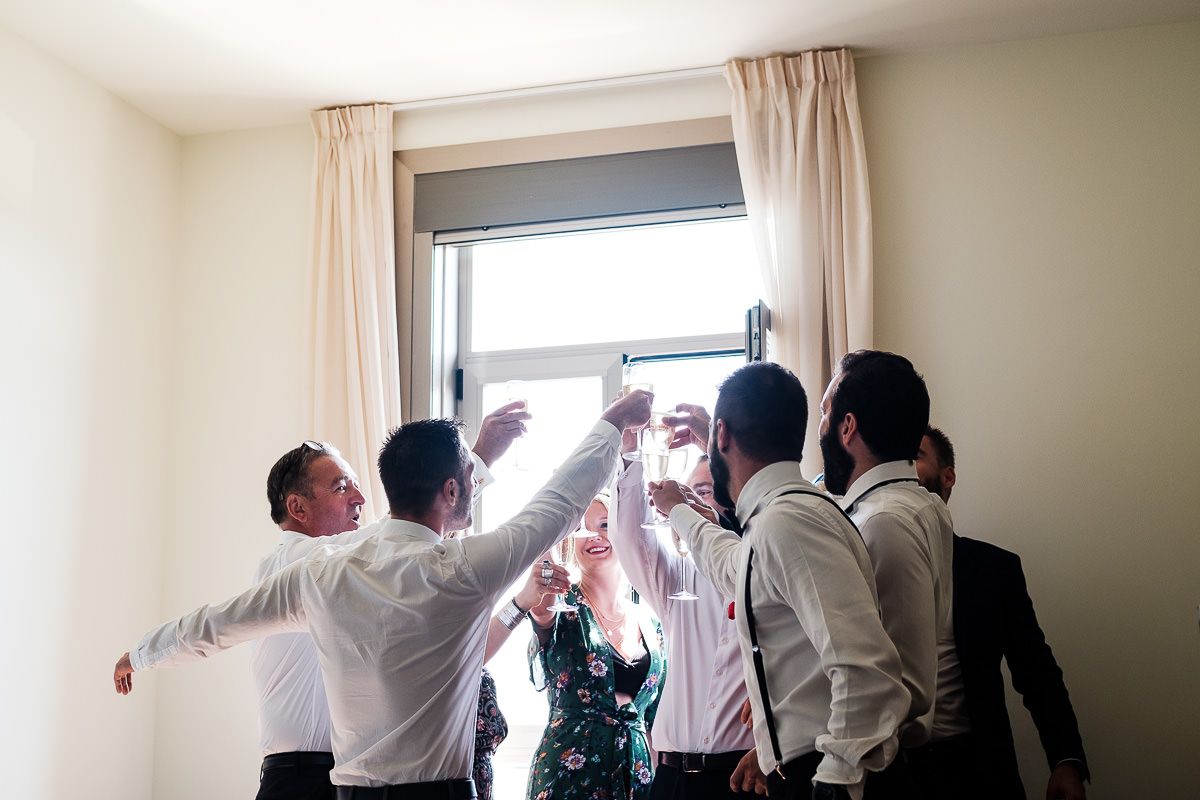 Fotografía documental de boda en Valencia. Reportaje fotográfico en O GROVE, GALICIA. Fotógrafo de boda Valencia