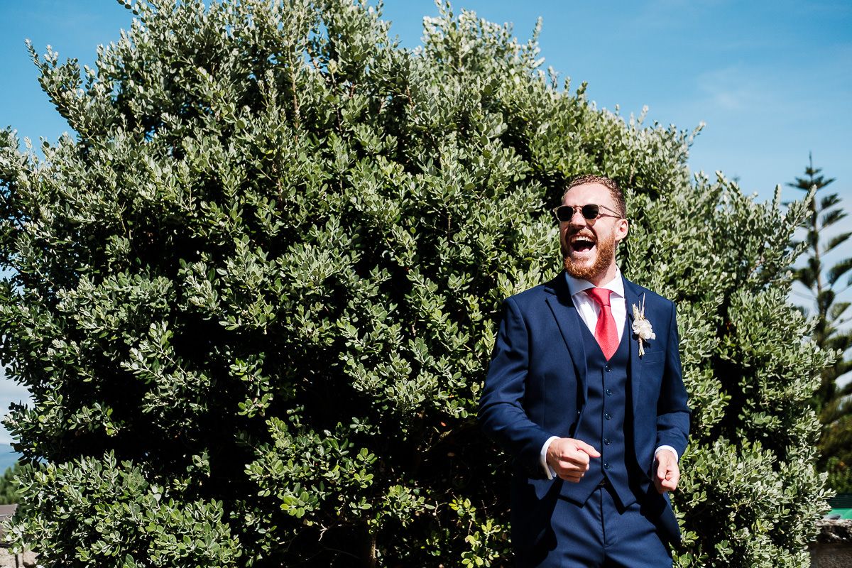Fotografía documental de boda en Valencia. Reportaje fotográfico en O GROVE, GALICIA. Fotógrafo de boda Valencia