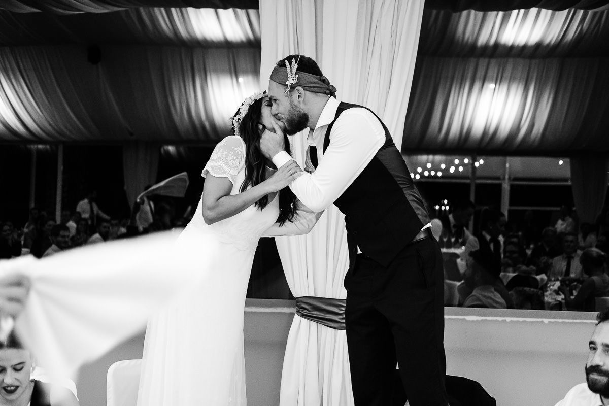 Fotografía documental de boda en Valencia. Reportaje fotográfico en O GROVE, GALICIA. Fotógrafo de boda Valencia