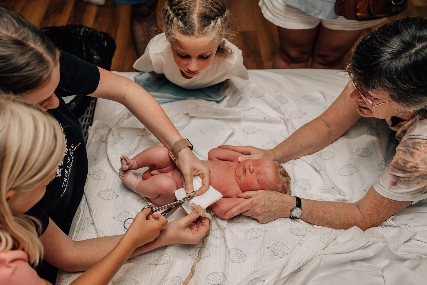 doula and birth photographer near me in northern Virginia