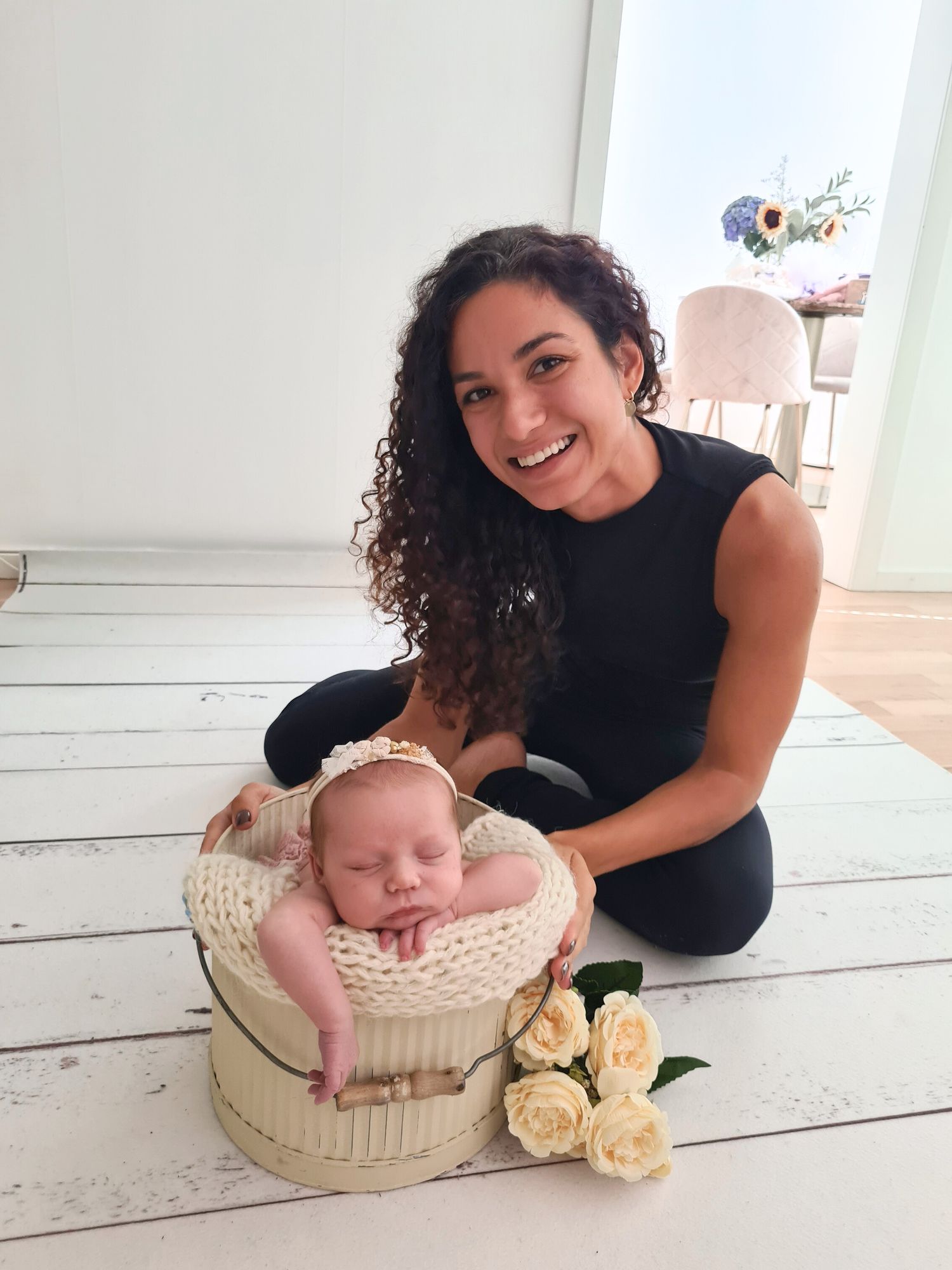 Nyföddfotografering i Stockholm hos Leticia Bronzoni Photography fotostudio
