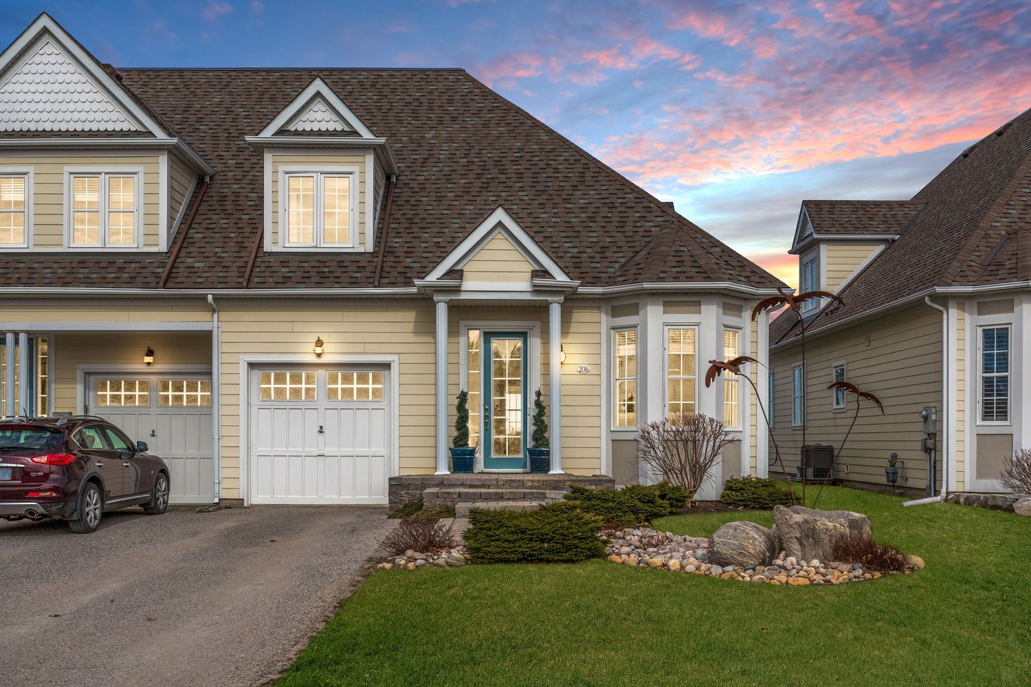 A photo of a semi-detached home in Victoria Harbour Ontario for a real estate listing in Georgian Bay photographed by Sarah Tennant