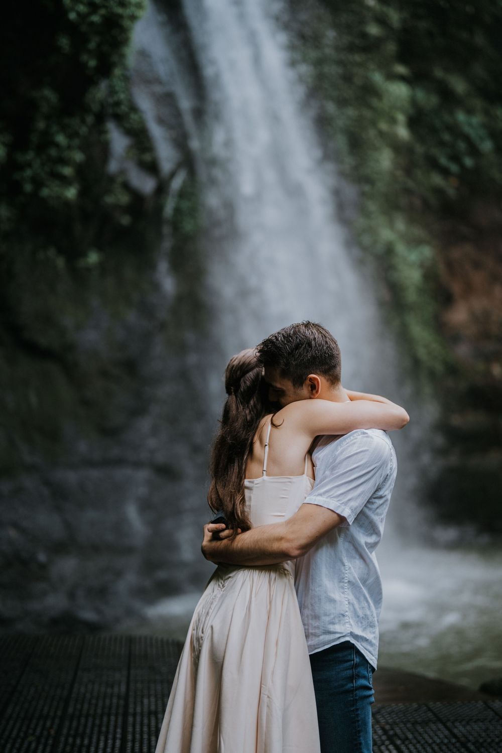 Secret proposal couple photoshoot at Ulu Petanu Waterfall Bali