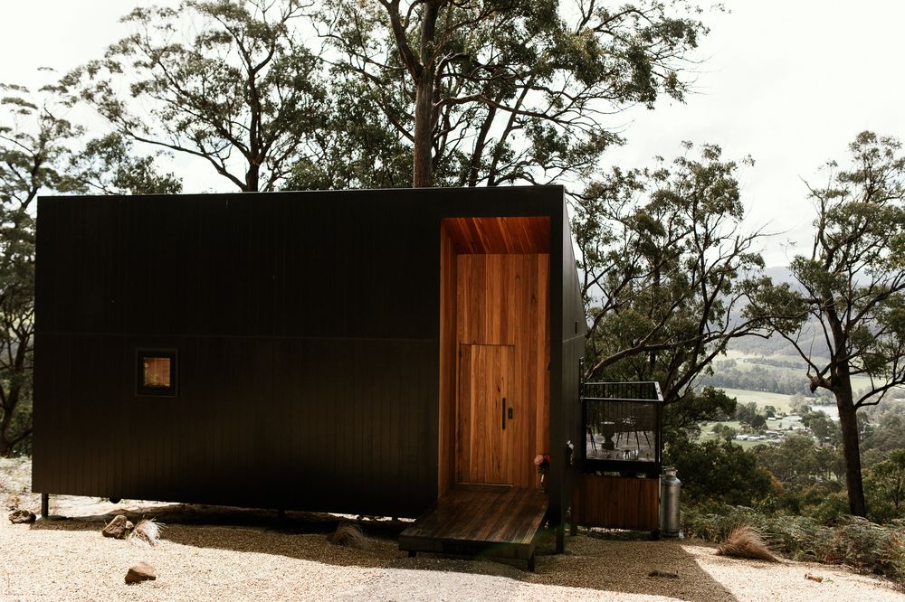 elopement at air bnb hunter huon, tasmania by joss jensen photography
