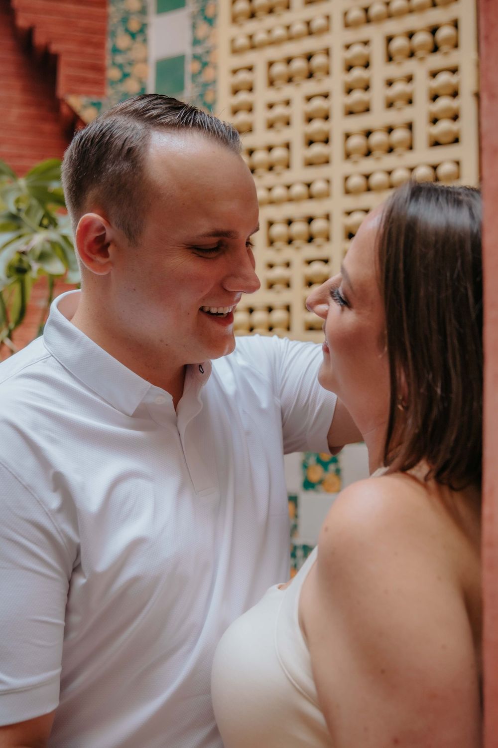 Couples photography vibrant walls
