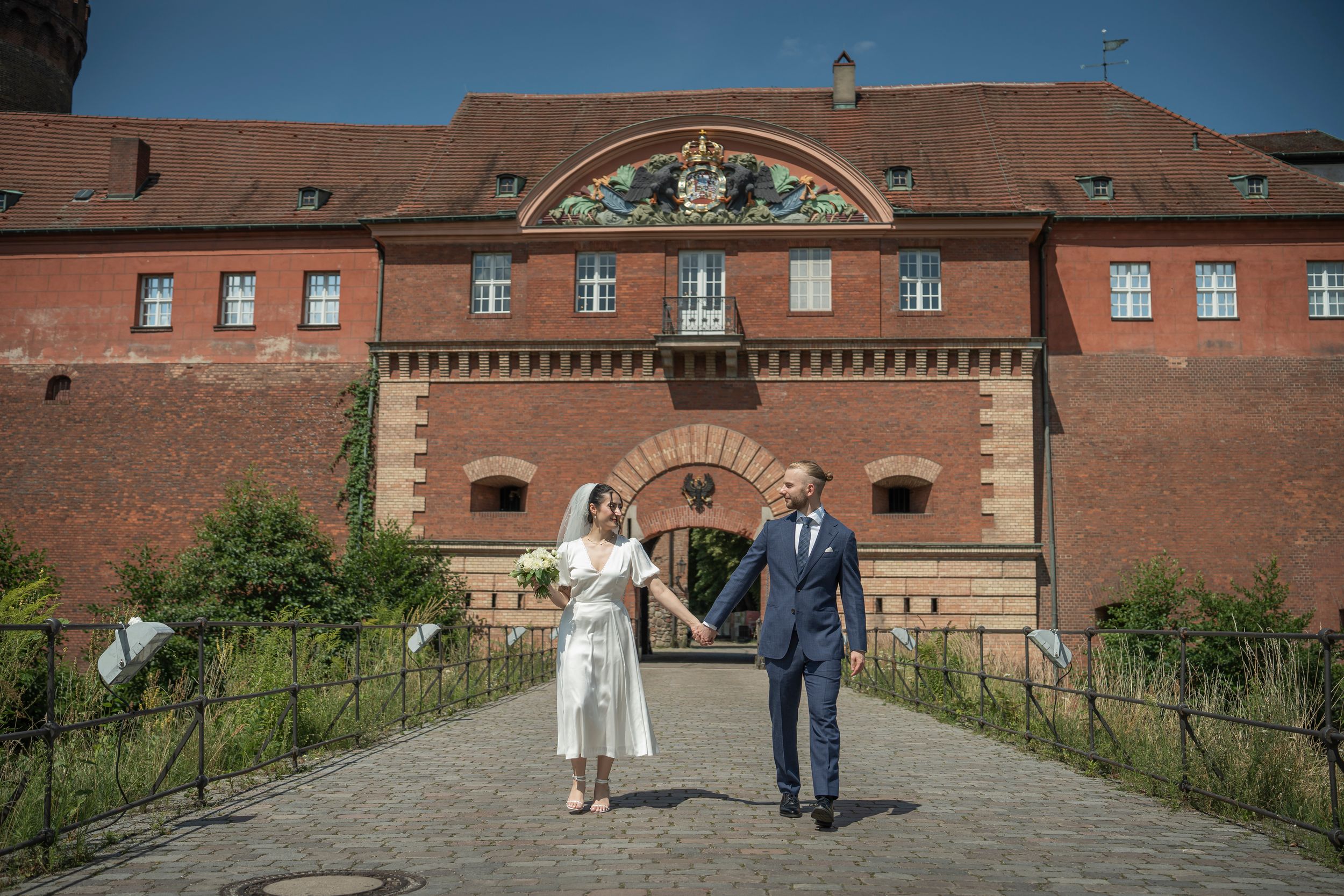 Natürliches Brautpaar Shooting in der Zitadelle Spandau Berlin