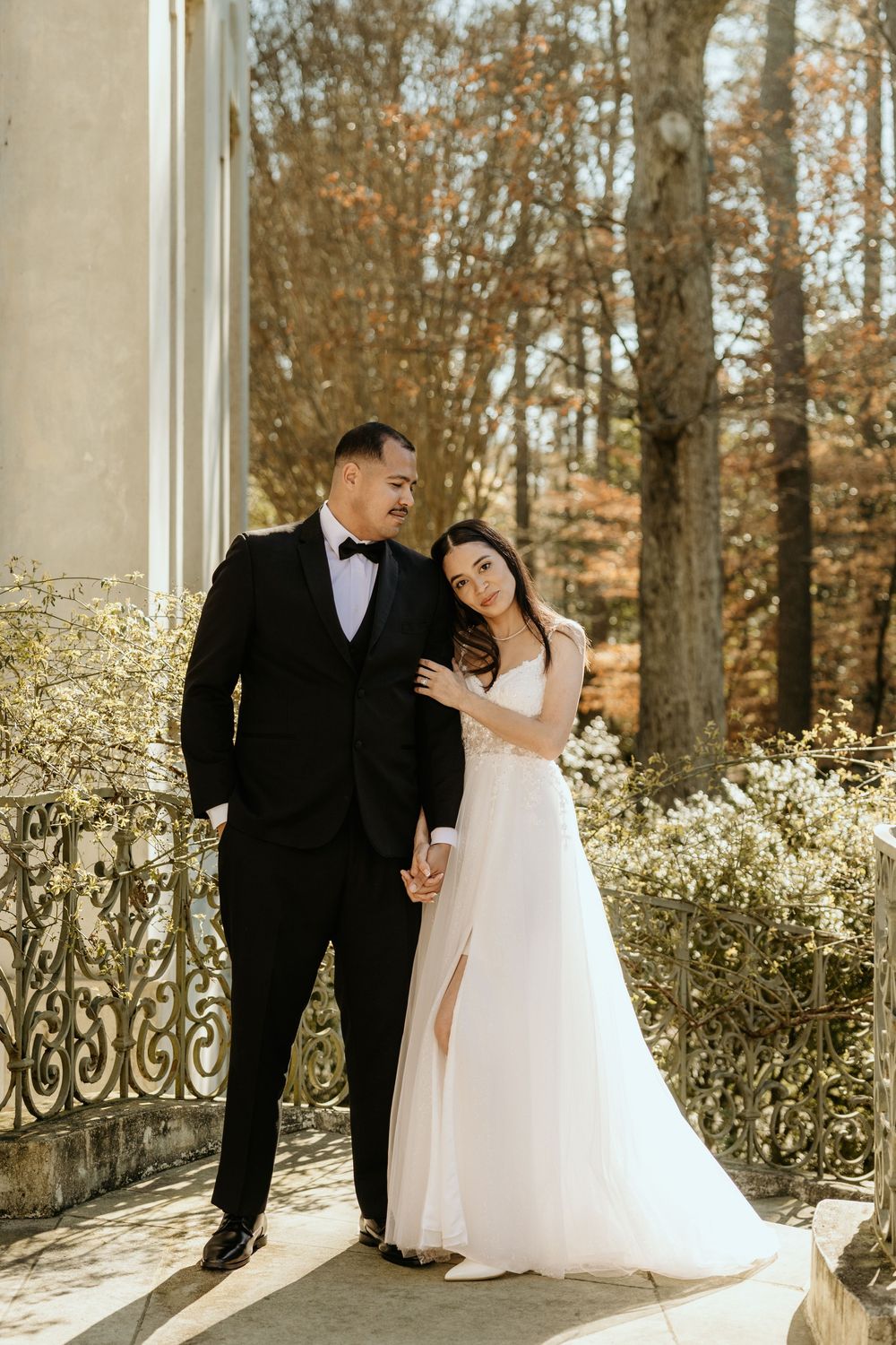 Bride and Groom at the historic mansion of the Swan House in Atlanta, GA.
