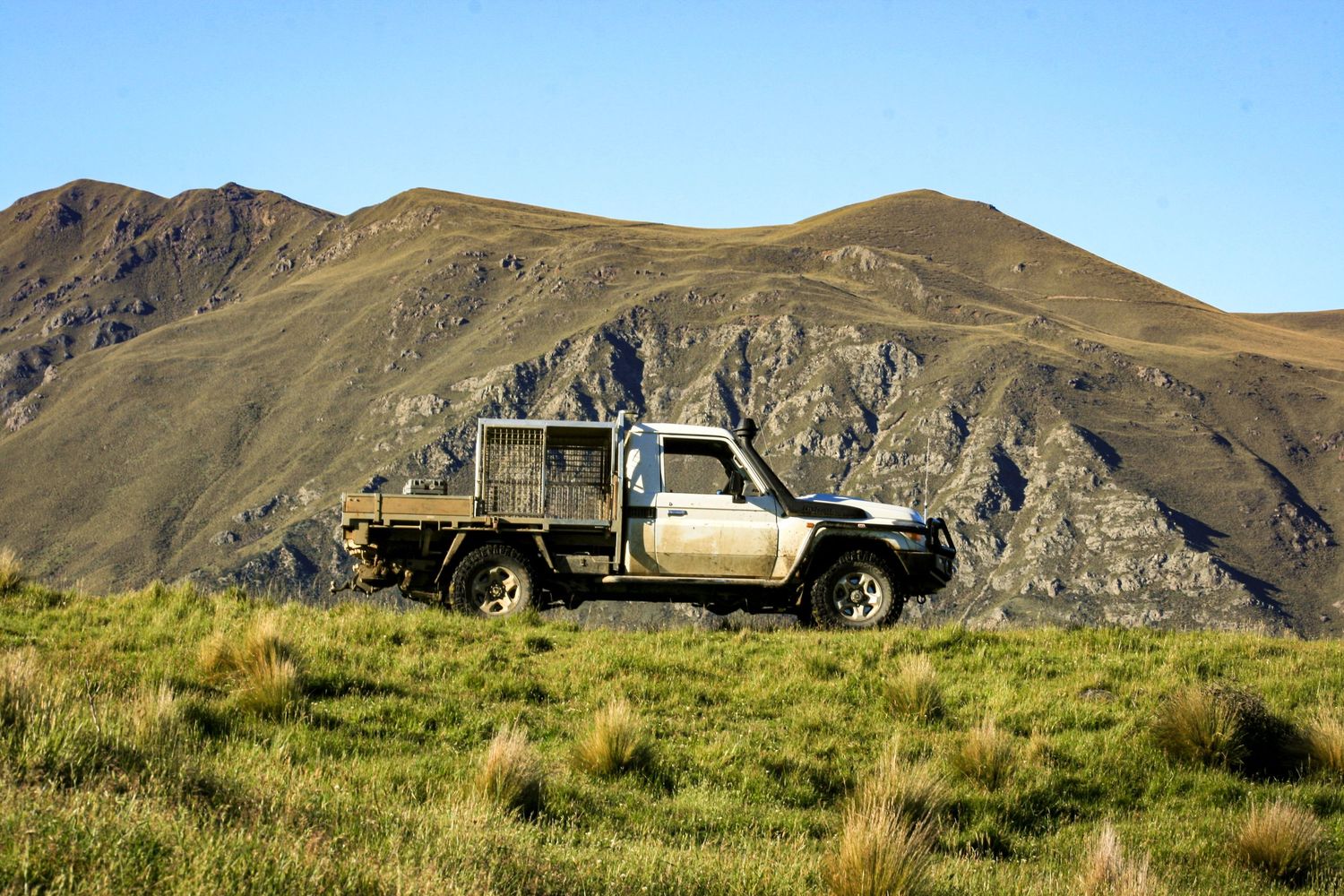 toyota-landcruiser-4wd-ute-built-tough-utes-high-country-new-zealand-whisky-creek.jpg