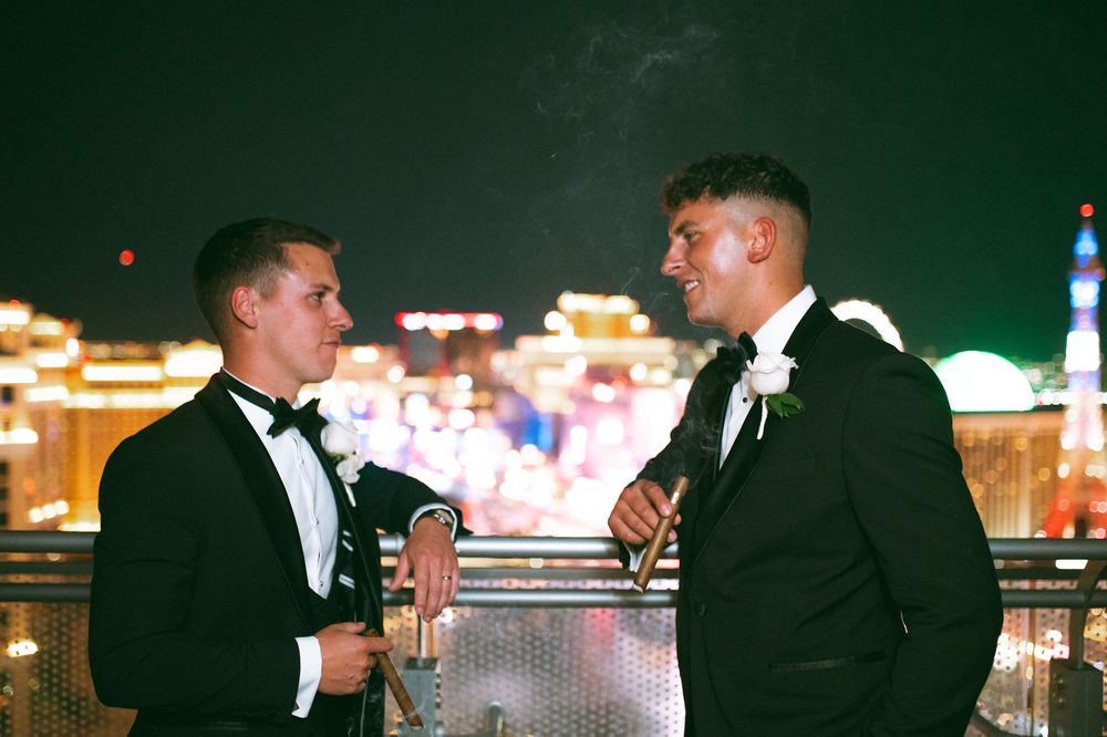 Las Vegas Night elopement