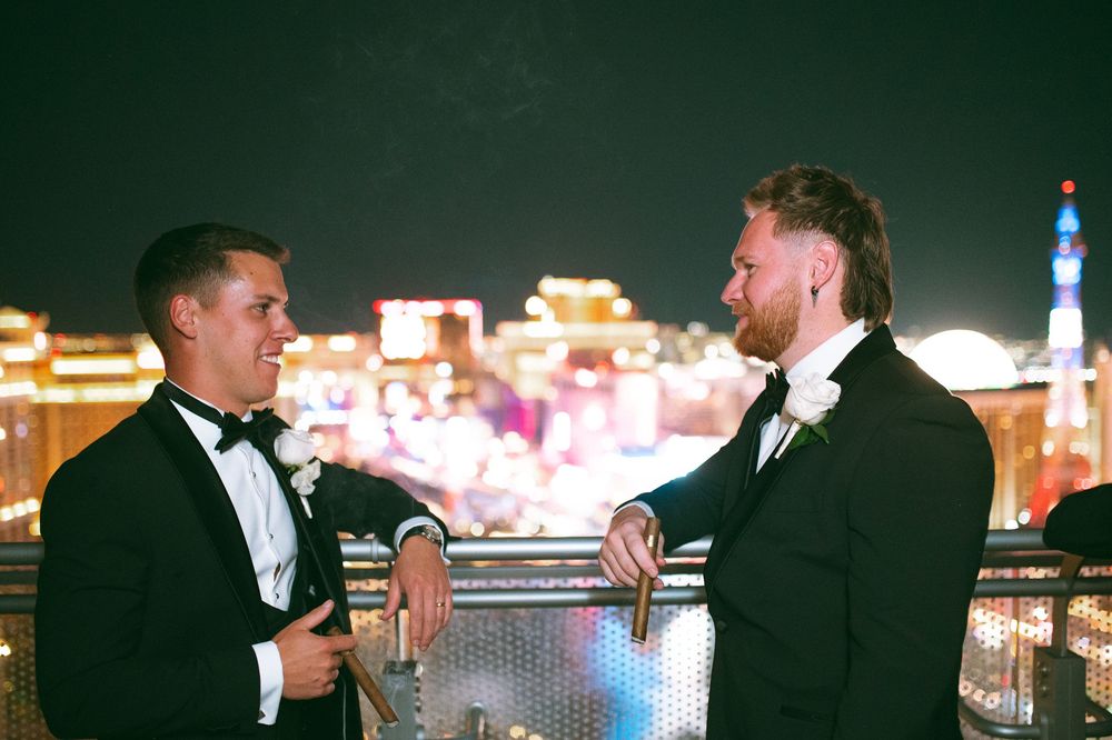Las Vegas Night elopement