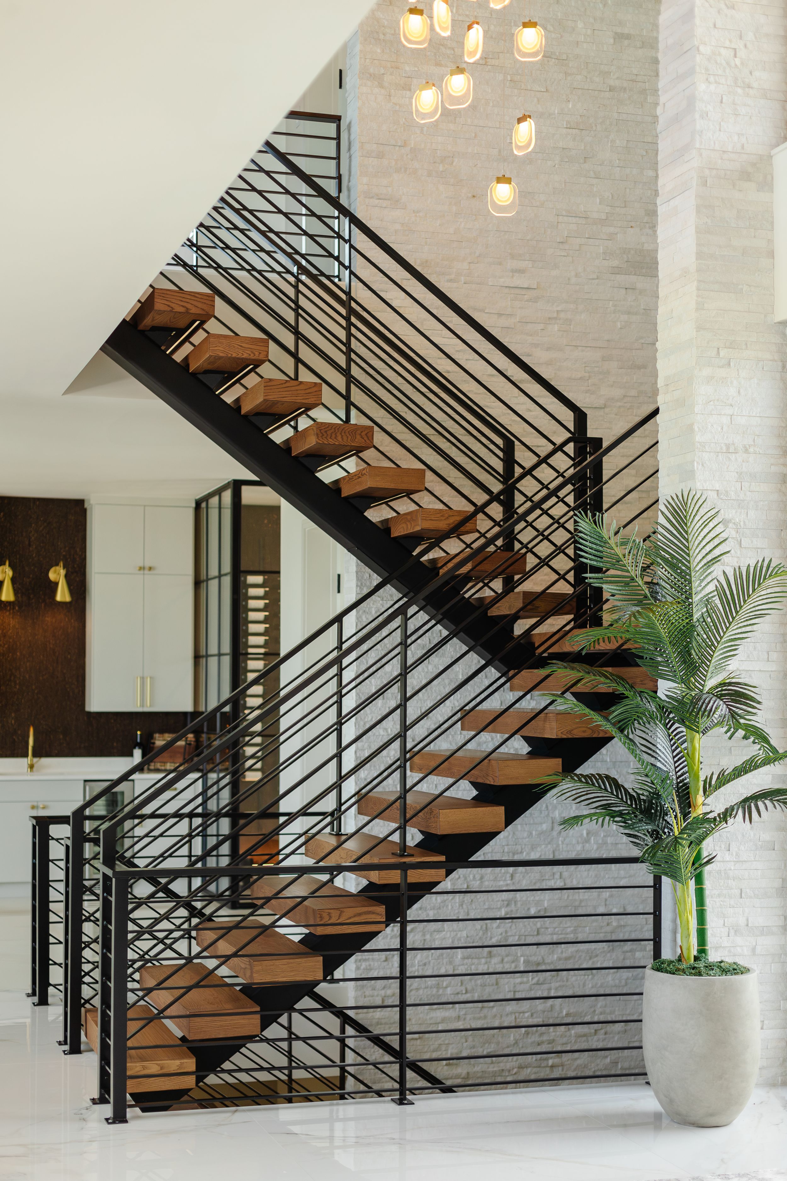 Tara Correa's photography focuses on capturing the architectural interiors of commercial and residential spaces.
