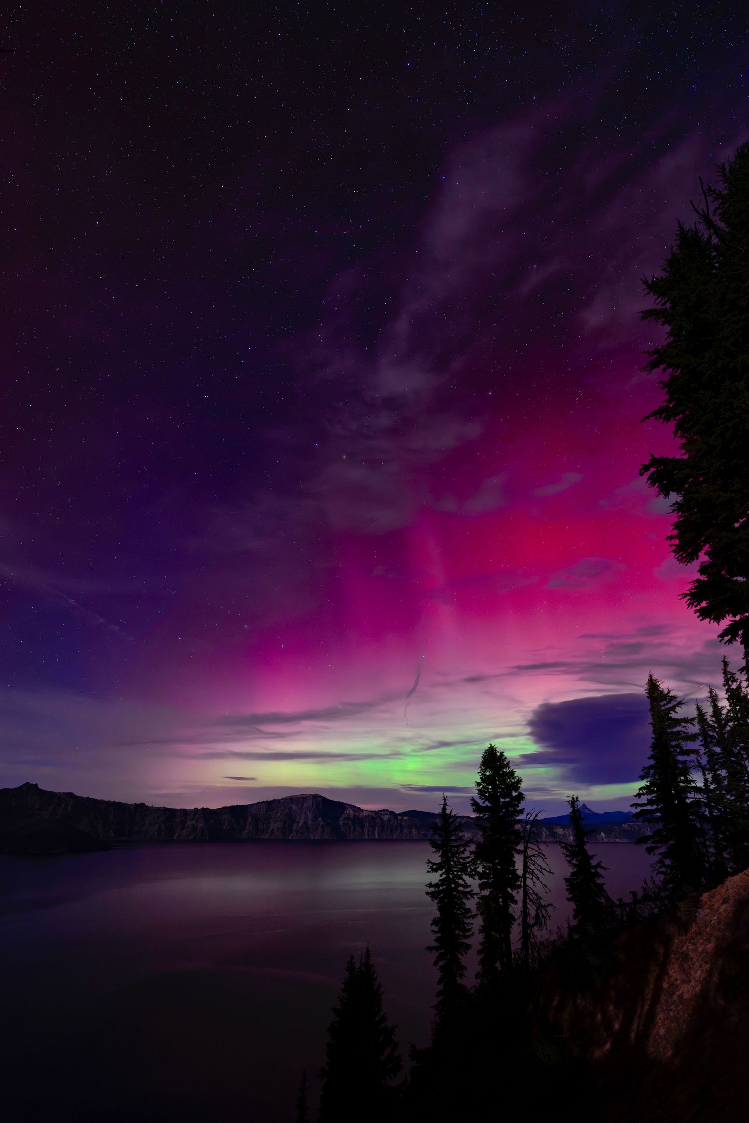 aurora northern lights crater lake national park views astro astrophotography PacNorth Images Nightscape