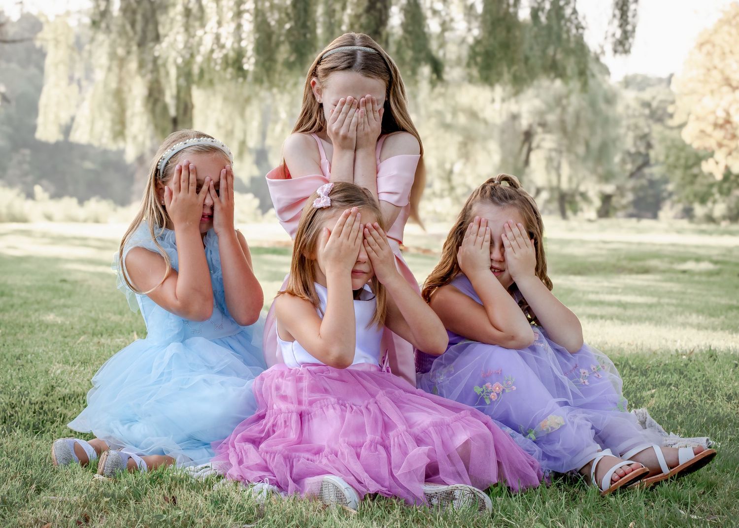 Professional Photography Janesville Wisconsin
Friendship
Love
Children
Friends
Natural Light