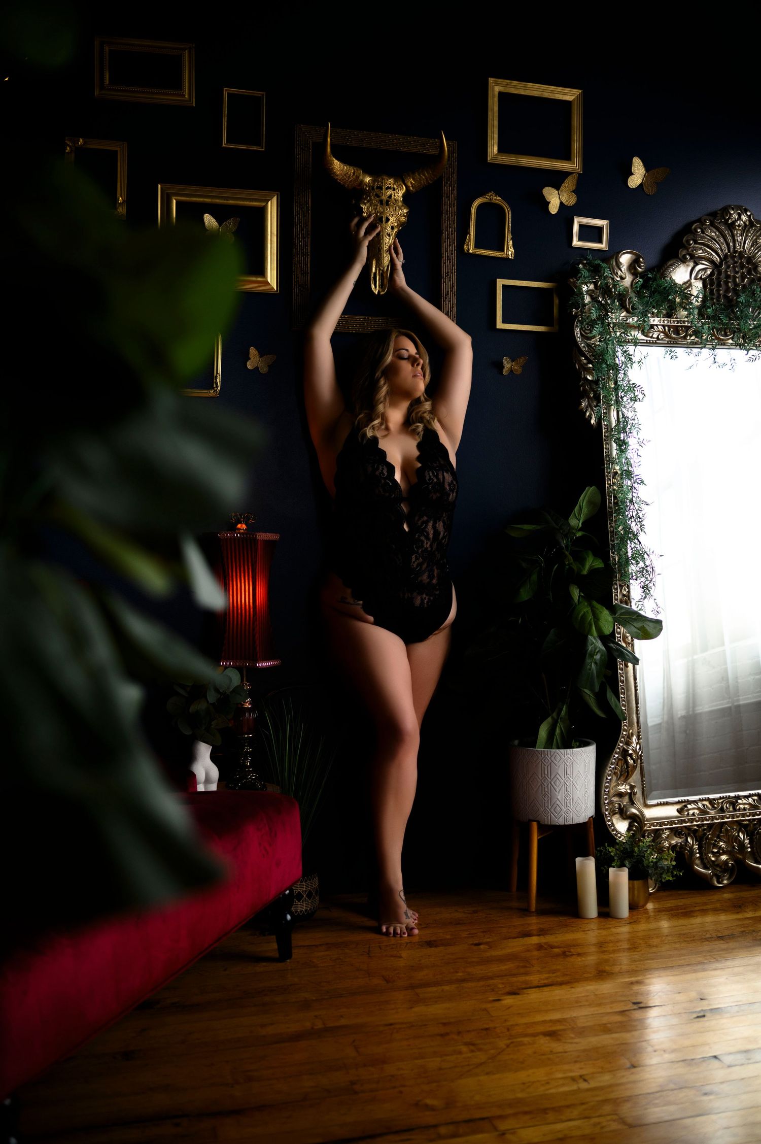 Dark and moody boudoir studio buffalo Ny